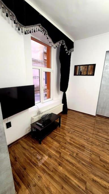 Modern Studio At Unirii Bukarest Exterior foto